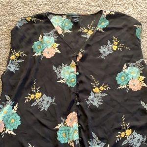 Women’a Torrid Top